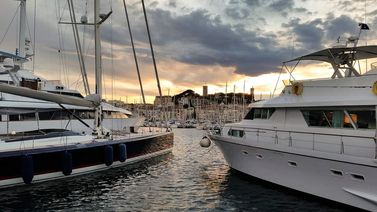 cannes, ville très prisée pour ses biens immobiliers de prestige