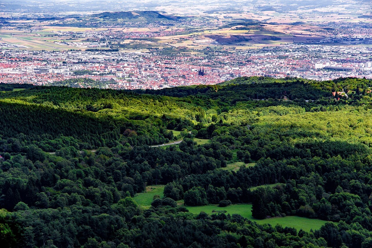 Déménager près de Clermont-Ferrand : les communes à privilégier !